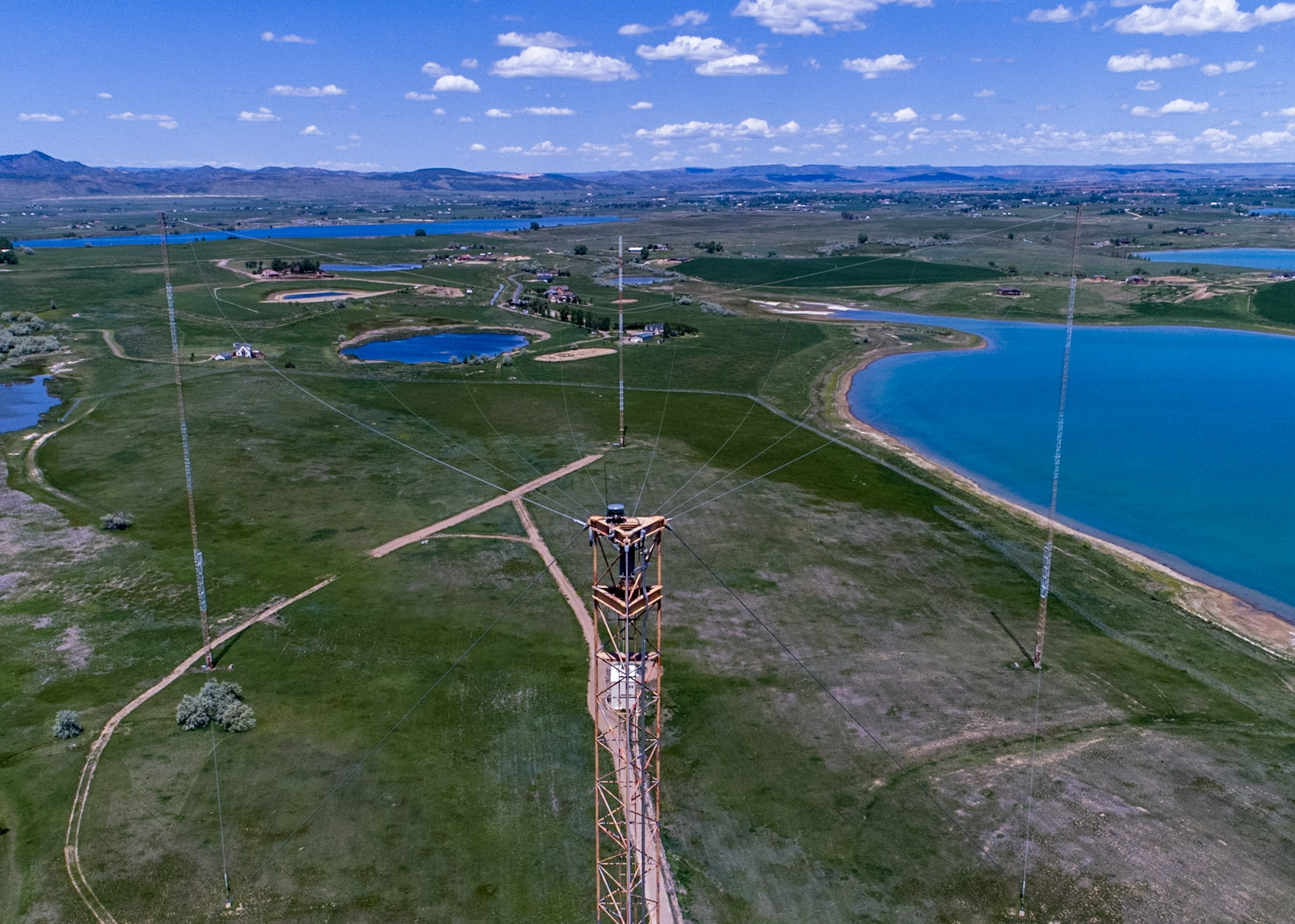 Aerial Photo of WWVB north antenna top hat.  Image by Dave Winnett, W0DDZ